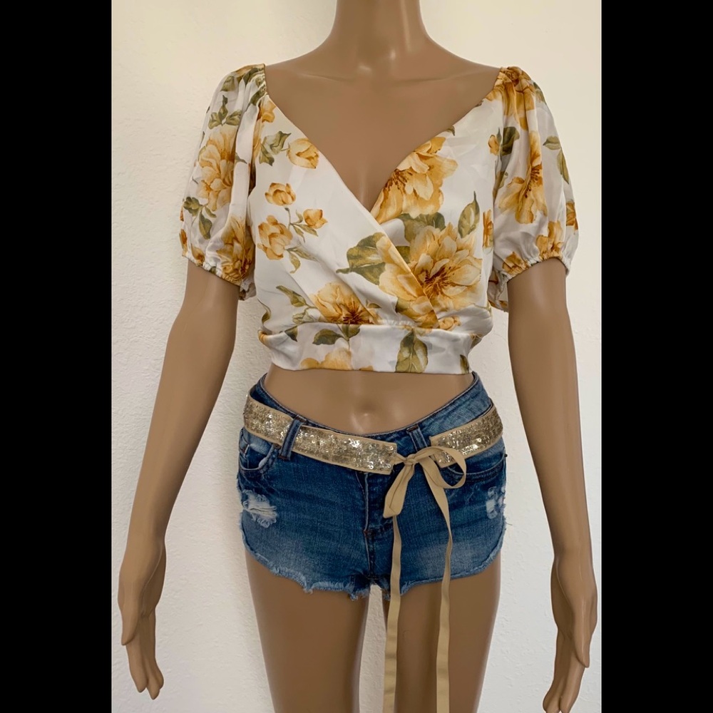 Little wrap top